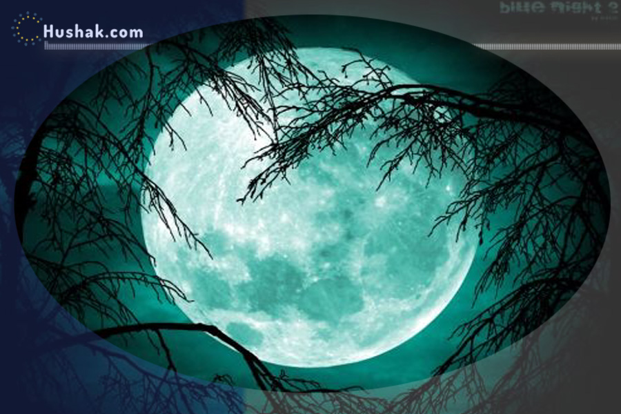 Есть зеленая луна. Зеленая Луна. Зелёная Луна явление. Луна среди деревьев. Луна в ветвях деревьев.